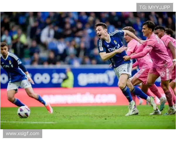 奥维耶多质疑VAR判罚再度引发争议